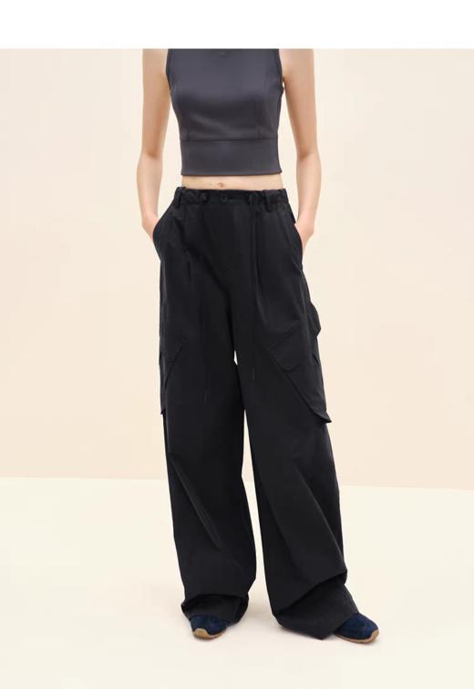 点此购买 MOCO春秋季女士抽绳高腰棉阔腿裤工装裤 ggd 327570 商品图0