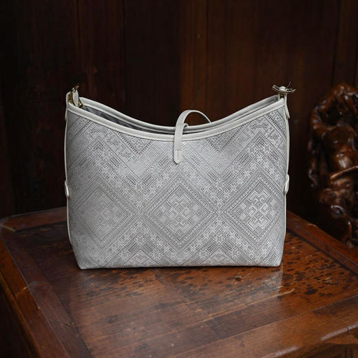 （下单配赠同款丝巾）非遗万吉纹壮锦包壮锦包包系列 | 华夏非物质文化遗产，民族特色的时髦单品 商品图12