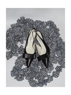 Kaiy Xiao 早秋系列 蝴蝶结尖头小羊皮吊带