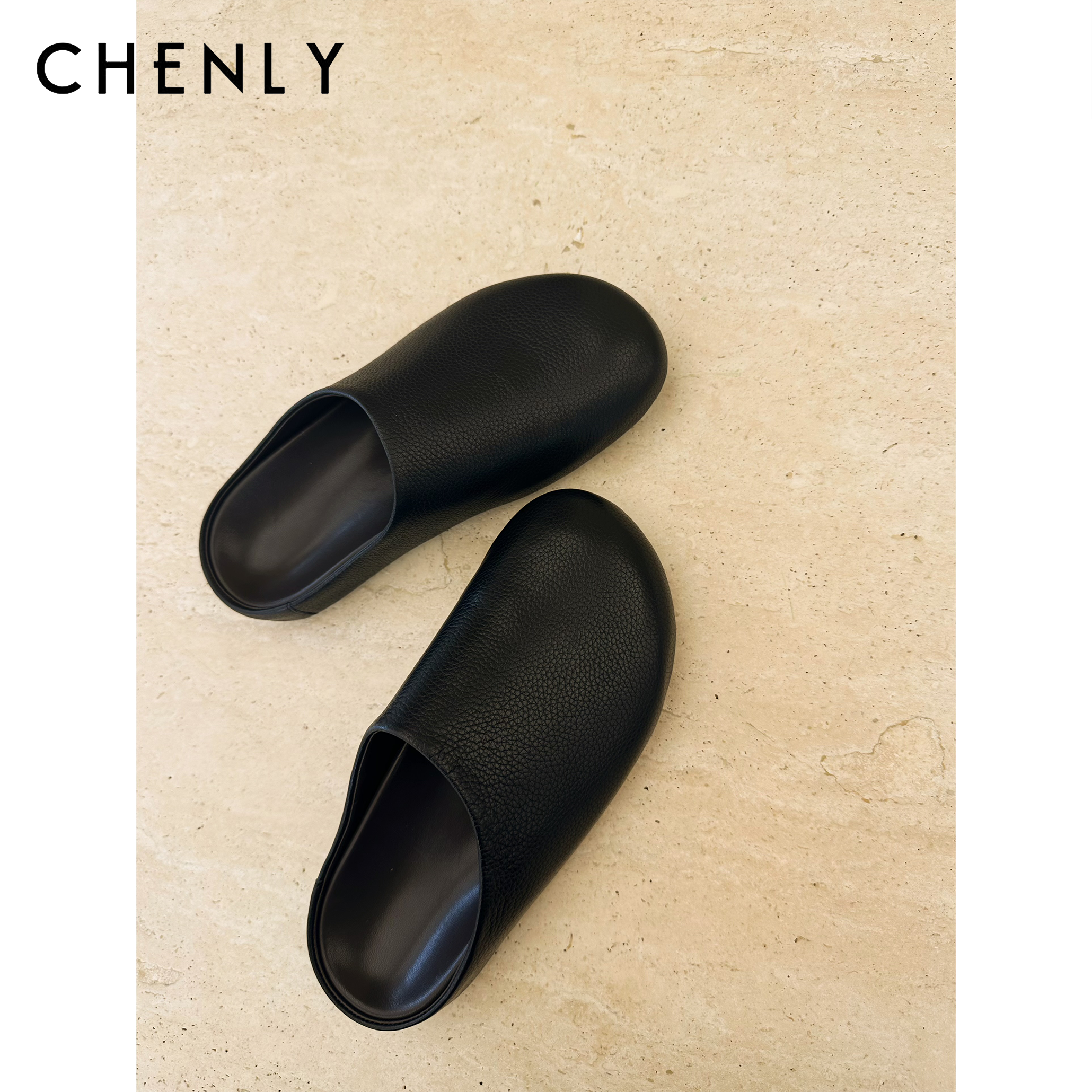 尘衣｜25F/W全粒面荔枝纹小牛皮包头半拖