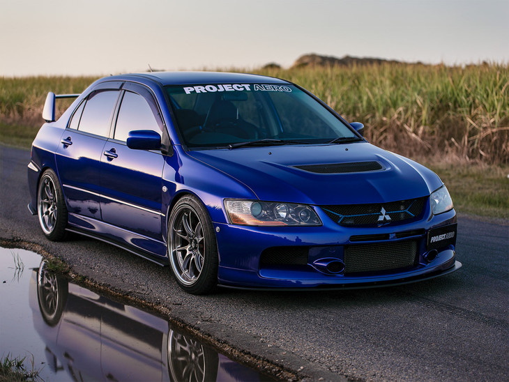 Project Aeros Evo 9 complete splitter lip kit is a perfect way to spice up your Evo 9, complimenting the OEM factory body kit