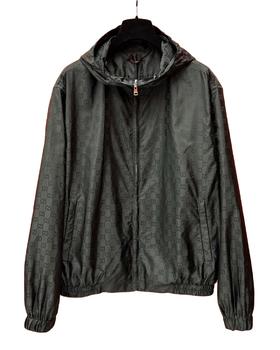 中性款满logo连帽外套012