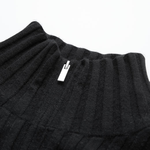 ROMI STUDIO“松弛高贵”山羊绒绵羊毛混纺细腻坑条开衫 RWCRST4099 商品图2