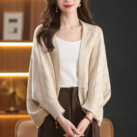 不规则上衣外搭针织披肩，气质高级感毛衣开衫外套CC-TYF1771 商品图3