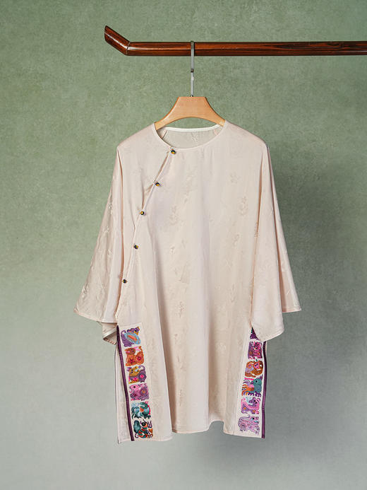 C251986上衣 商品图0