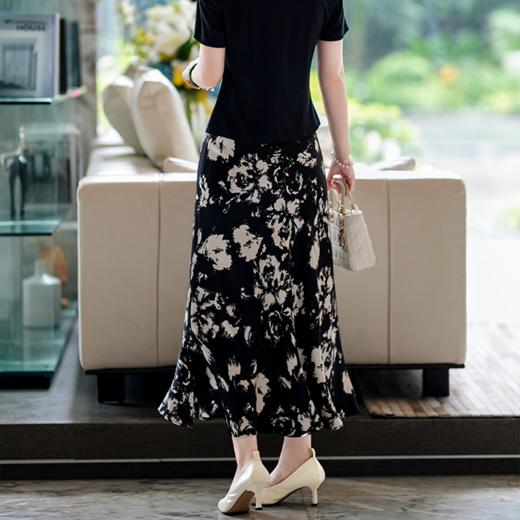 西子/仲夏半裙重磅醋酸缎面黑白水墨碎花印花鱼尾半裙/BQTJ055 商品图6
