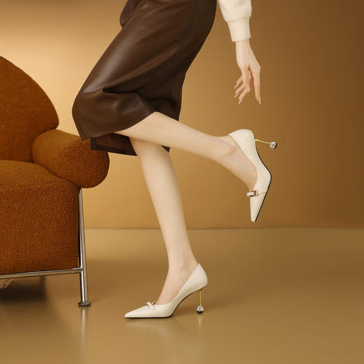 【预售7天】法式黑色高跟鞋女秋新款真皮尖头细跟高级感气质浅口百搭单鞋CX&A817 商品图3