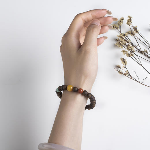 xy0548沉香+蜜蜡南红翡翠手串 商品图9