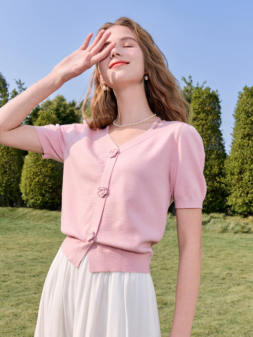 【百图lulu定制】【甜心小姐针织衫】 粉色V领 玫瑰扣  减龄短袖针织衫 小衫 商品图8