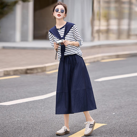 时尚条纹T恤上衣半身裙套装，韩系显瘦宽松减龄两件套HR-LNS9766 商品图0