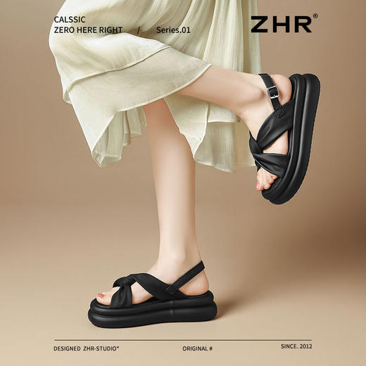 ZHR松糕厚底罗马凉鞋2025夏季新款厚底交叉软底一字罗马沙滩鞋 商品图9