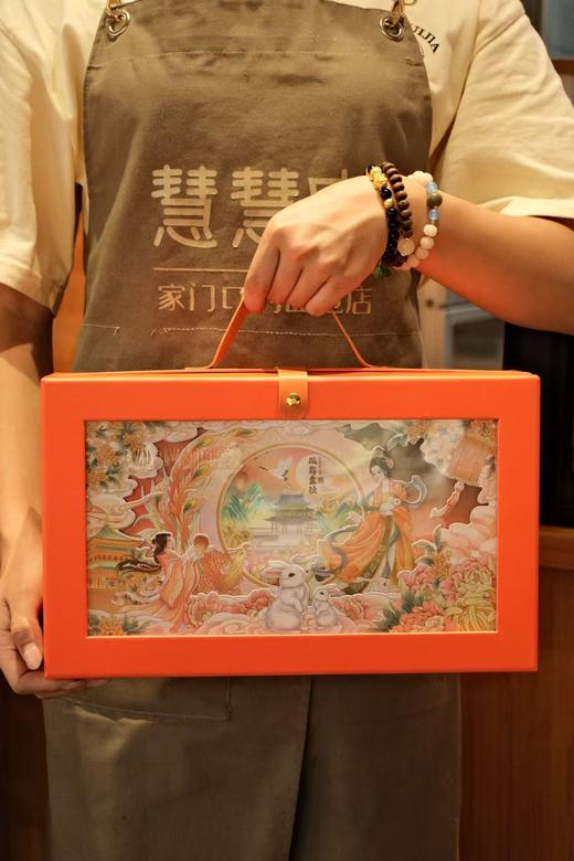 南宋雪月礼盒（米月饼6个混合装，原价138元特价108元，买20盒送一盒，仅限9月20号~10月6号下午3点到店自提，周一不可提货） 商品图0