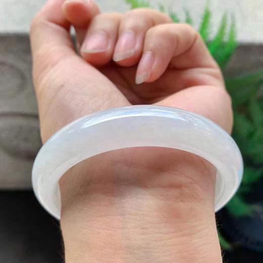 56.5正圈翡翠手镯 商品图1