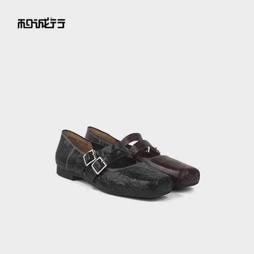 和诚行2025秋款法式双扣带浅口中跟单鞋0400257 商品图3