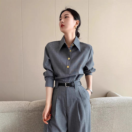 今年流行灰色老钱风polo领套头衬衫女秋季2025新百搭气质长袖上衣 商品图2