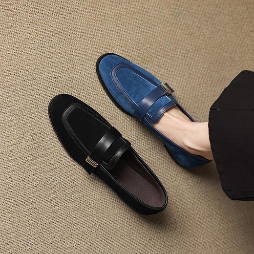 【预售5天】里外全皮圆头粗跟乐福鞋女春秋季新款拼接磨砂中跟单鞋AJ&AJ10009 商品图3