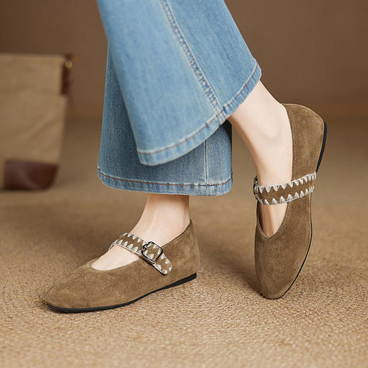 【预售5天】绒面羊反皮低跟玛丽珍鞋女秋季新款小香风晚晚平底单鞋HCYYHD&6264 商品图4