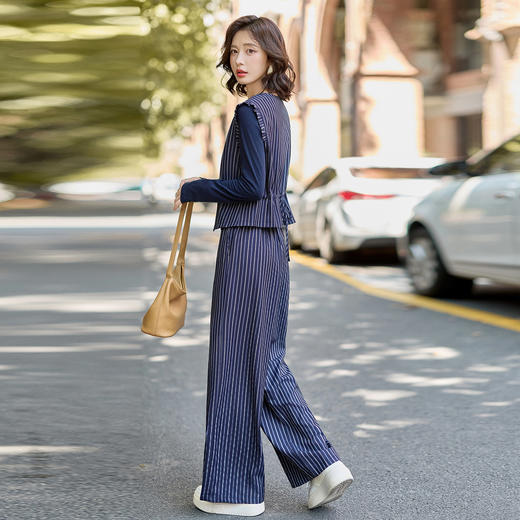 E982-0817时尚套装女2025秋新款高级感洋气针织衫马甲阔腿裤条纹三件套E982 商品图1