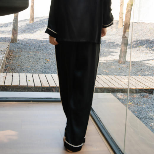 谜底桑蚕丝阔腿裤女士2025秋新款真丝顺滑亲肤宽松长裤25CMK5005 商品图2