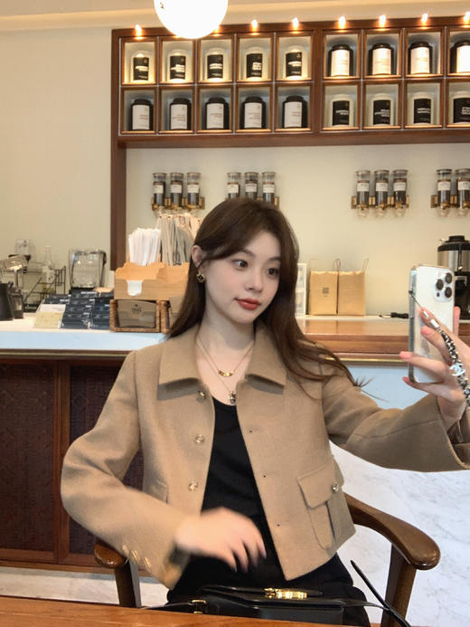 金蘑菇菇 伦敦的一个雨天 / 中古香香套组 复古精致少女感三件套 商品图3