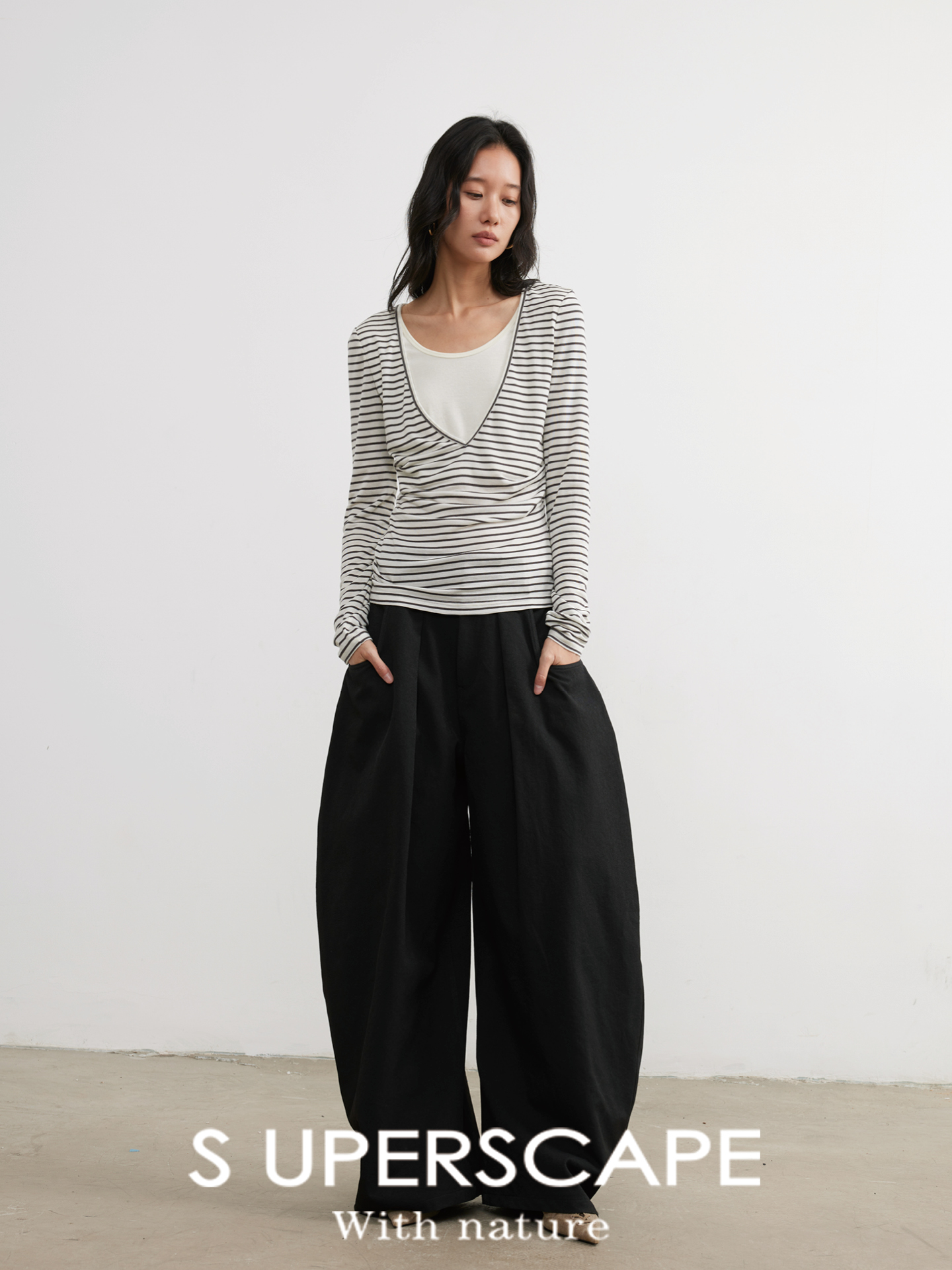 【8/25新品】素舶 进口中空纱抗皱保型可机洗四面弹立体捏褶休闲大阔腿弯刀裤