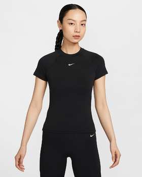 Nike Pro Dri-FIT 女子速干紧身短袖训练上衣FV7843-010