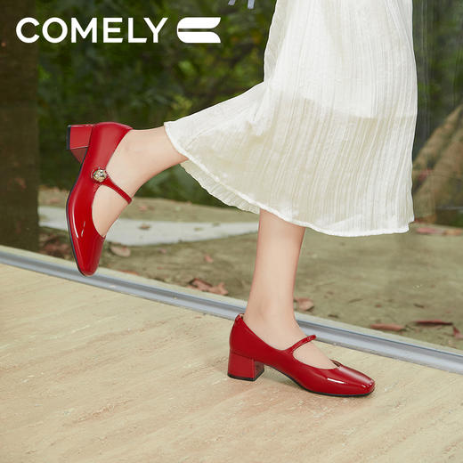 康莉KYQ2K050漆皮复古玛丽珍鞋春季新款方头中跟甜美粗跟单鞋 商品图1