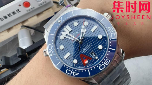 欧米茄VS海马300米系列V4版 8800一体机 VS海马v4版 原装开模 蓝海马 男士腕表 商品图7