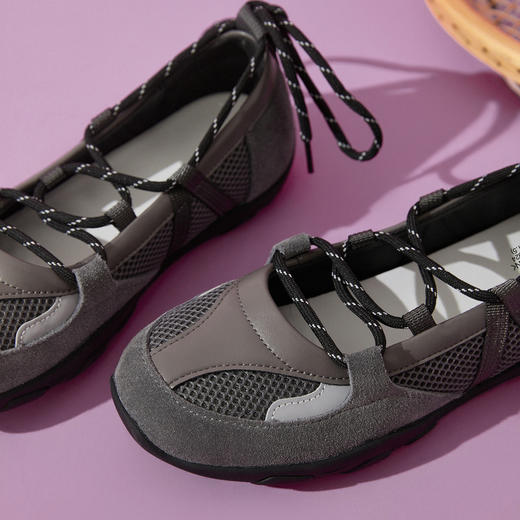 西遇芭蕾德训鞋女新款秋季复古浅口玛丽珍圆头轻便软底运动鞋V1656924 商品图5