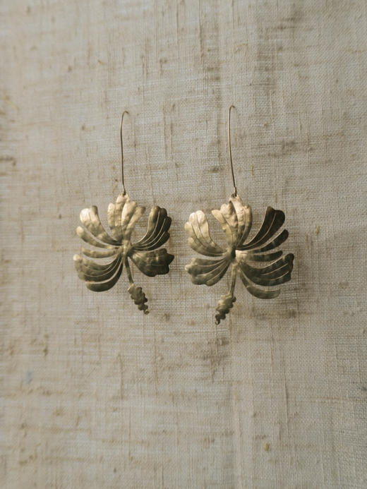 OKRA | Gentle hibiscus earrings 温柔木槿花 [耳环] 商品图2
