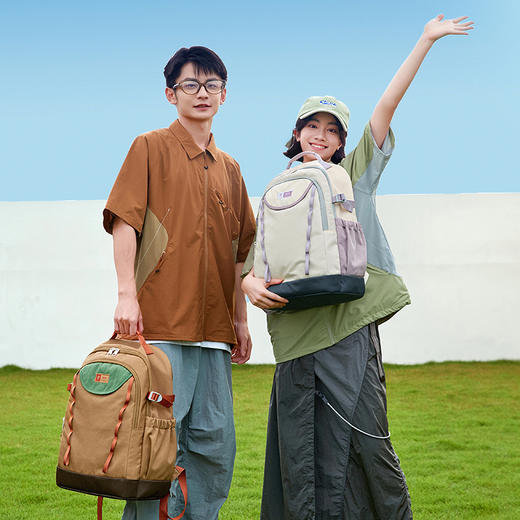 EOSY壹鹿童ins学院风休闲双肩包轻便大容量防水EO44 商品图2