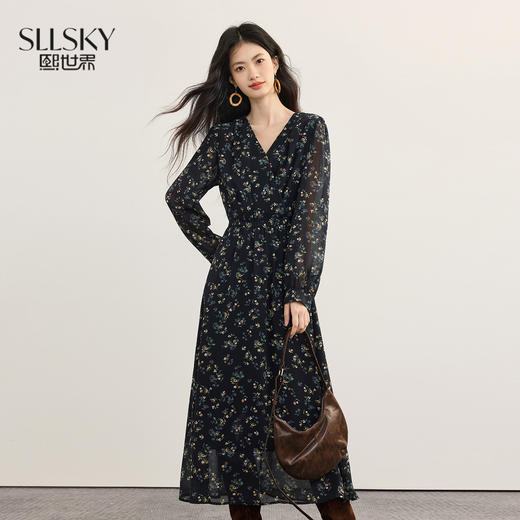 【08/19新品】熙世界黑色碎花V领连衣裙女秋季2025新款法式气质收腰雪纺长裙子 商品图0