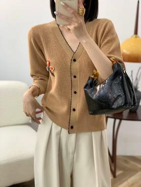 SZ3E50_驼色_针织衫_春秋_手工钩花撞色修身_高级女装_BERNIEELEN 伯妮斯茵