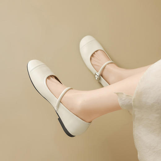 ZHR银色玛丽珍鞋女2025新款夏季法式圆头平底小皮鞋软底单鞋女 商品图4