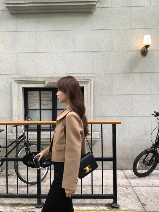 金蘑菇菇 伦敦的一个雨天 / 中古香香套组 复古精致少女感三件套 商品图1