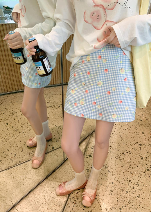 <曾小咸推荐>现货秒杀！最后一波 ！！蓝色花半裙 日常119.99 立减70 秒杀49.99！ 商品图3