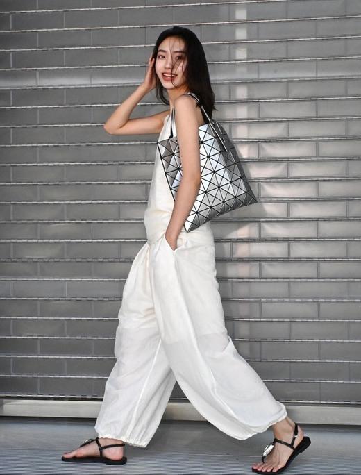 🔥【三宅一生爆款合集】绚丽色彩🌈给春夏带来无限活力！店铺排队火爆程度堪比包包届的iphone店大方洋气，提升衣品⚡ 商品图2