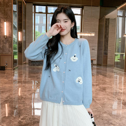 奢姿大码女装2025秋季时尚卡通刺绣针织开衫胖妹妹可爱减龄款上衣9653335183 商品图1