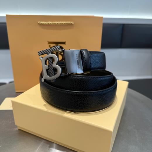 G317 巴宝莉男士皮带，完美礼盒包装 商品图2
