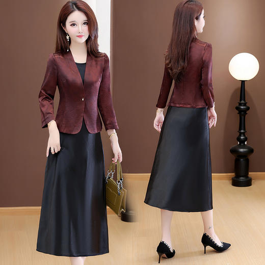 QYM 25A09-Y两件套连衣裙无袖中长款底连衣裙+外套两件套 商品图2