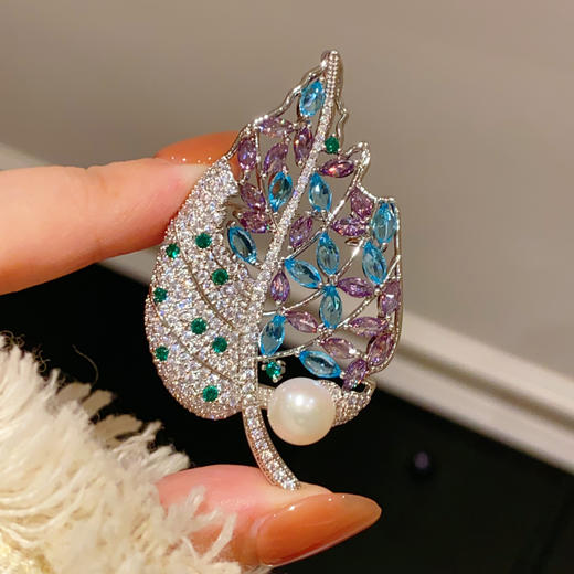 复古珍珠镂空彩色锆石树叶胸针胸花 商品图1