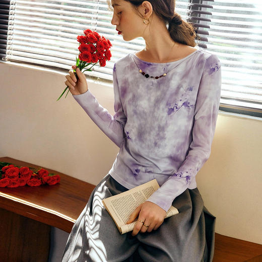 OLrain欧芮儿法式慵懒晕染紫色一字领T恤女秋季2025新款长袖上衣 商品图0