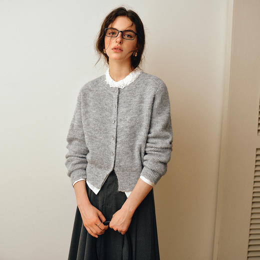 OLrain欧芮儿2025新款女秋季灰色法式毛针织开衫圆领羊毛长袖上衣 商品图0