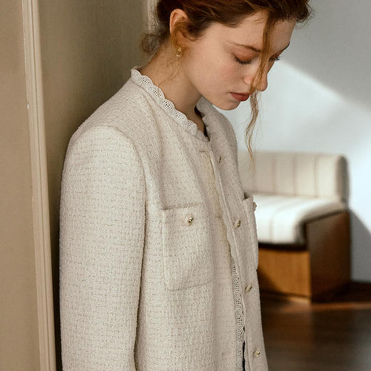 OLrain欧芮儿米杏色小香风短外套女秋季2025新款法式休闲百搭上衣 商品图2