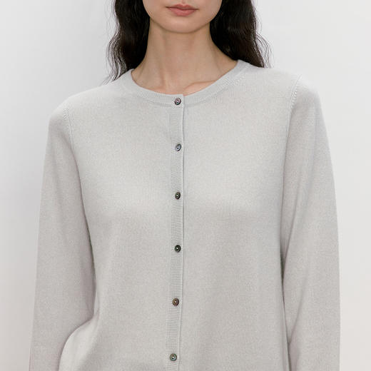 东黎 • 山羊绒女士秋冬圆领多色开衫 17A126 商品图6