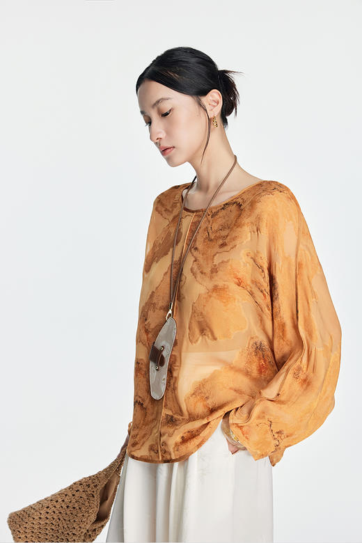 【预售7天内发货】凯喜雅【云山墨】 圆领长袖上衣 商品图3