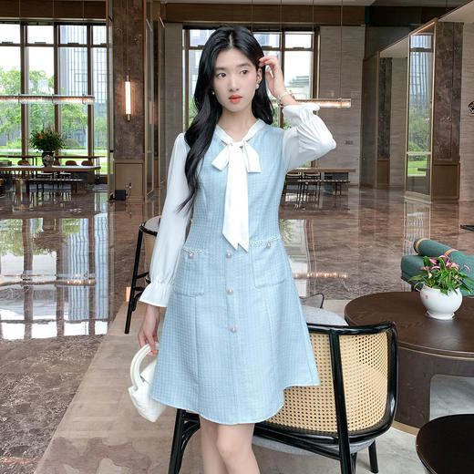 奢姿大码女装2025秋季减龄蝴蝶结V领连衣裙胖妹妹小香风拼接裙子9953853577 商品图1