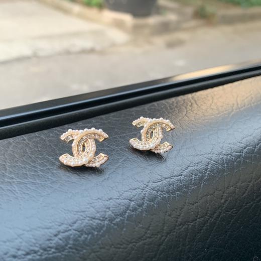 G362 香N儿CH@NEL黄铜水晶镶嵌双C麻花系列耳钉 商品图2