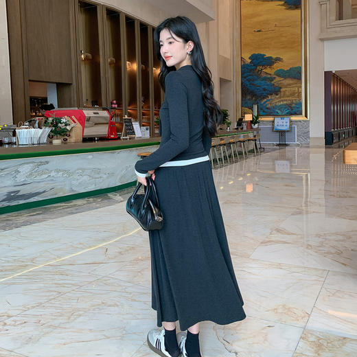 奢姿大码女装2025秋季时尚黑白拼接套装胖妹妹气质领口系带两件套9953969885 商品图3