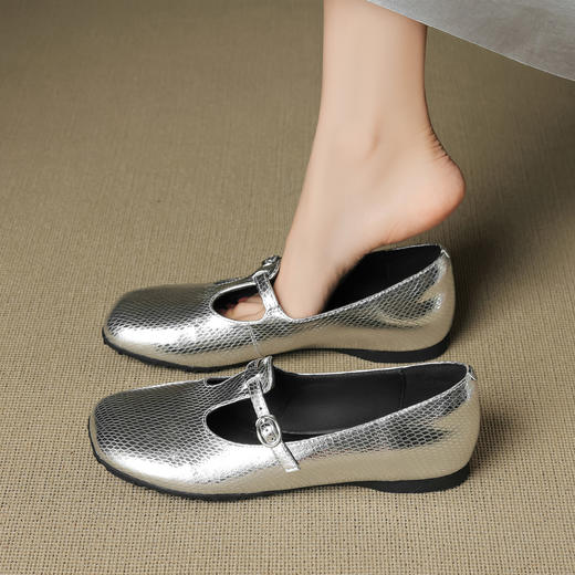 OLD 1312法式真皮小银鞋斜方头气质丁字带玛丽珍鞋浅口个性时装单鞋 商品图2